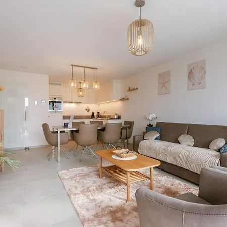 Сasa de vacaciones Balcony & Pool Access Family-friendly
