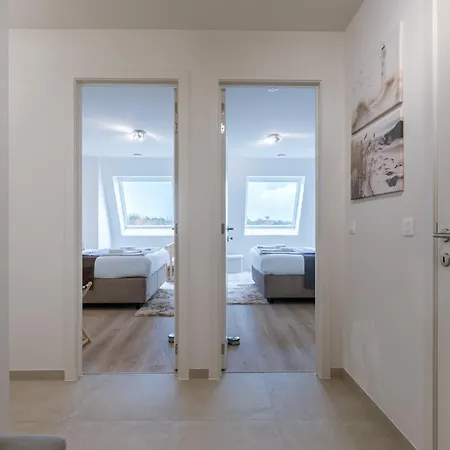 Balcony & Pool Access Family-friendly Сasa de vacaciones Nieuwpoort