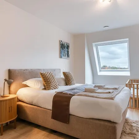 Balcony & Pool Access Family-friendly Сasa de vacaciones Nieuwpoort