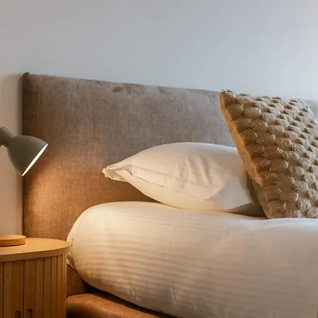 Balcony & Pool Access Family-friendly Сasa de vacaciones *